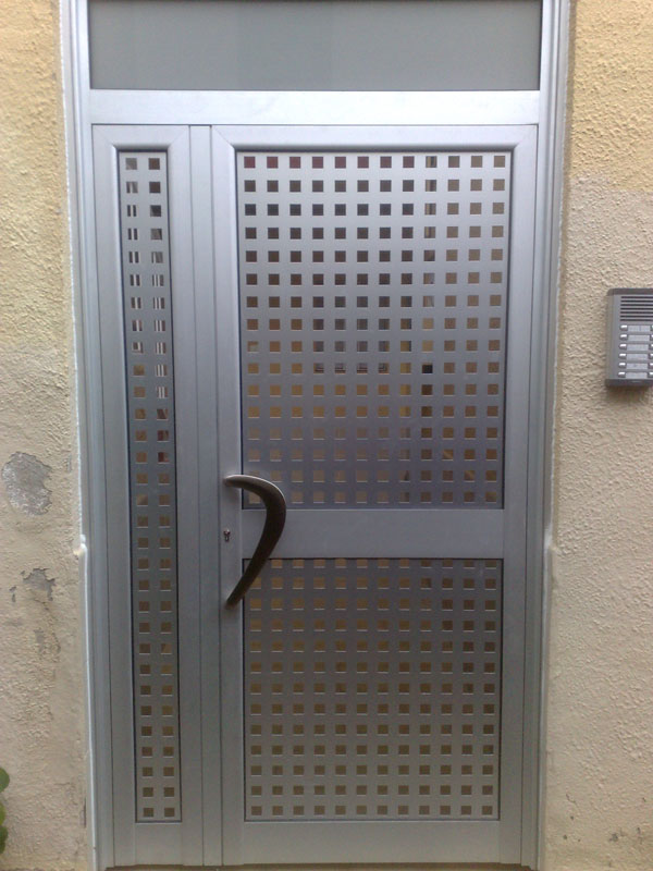 puertas aluminio cambrils