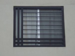con las rejas de aluminio no tienen que ser las rejas feas